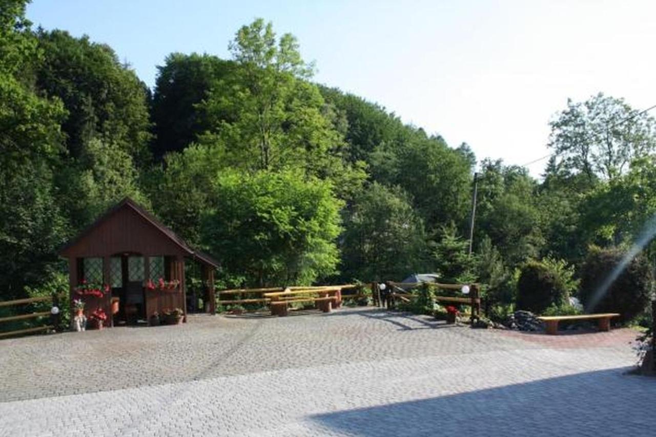 Apartament I Pokoje Goscinne U Lusi Wisla Exterior photo