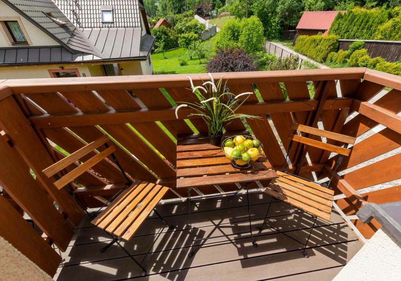 Apartament I Pokoje Goscinne U Lusi Wisla Exterior photo