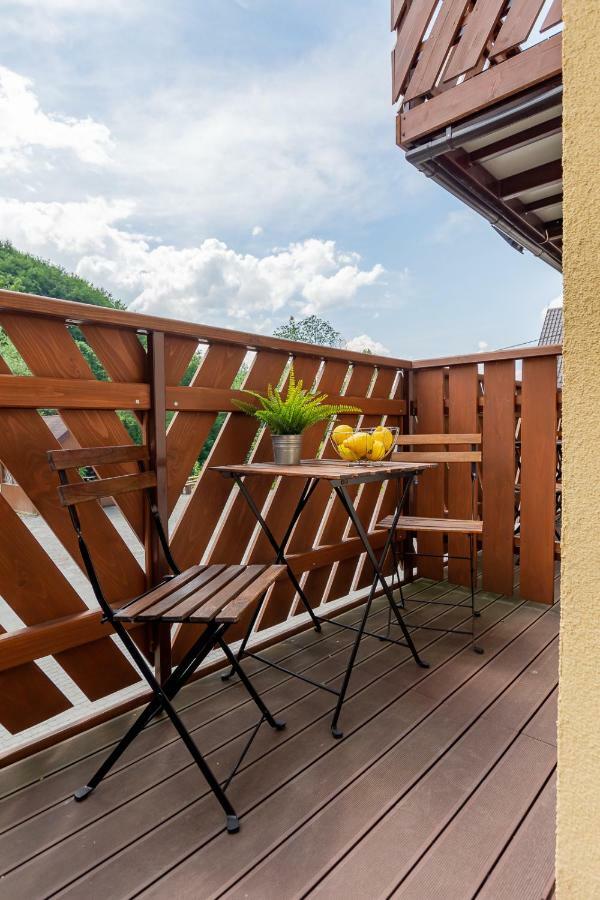 Apartament I Pokoje Goscinne U Lusi Wisla Exterior photo